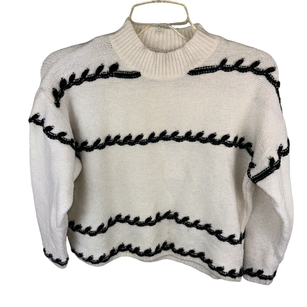 Ophelia Roe Women Sweater Size Medium White Black Striped Cropped
